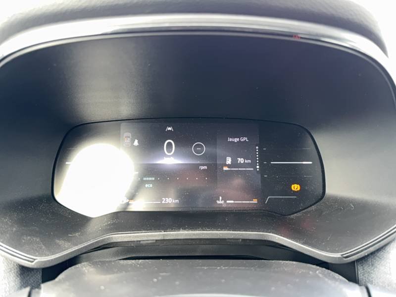 Renault Clio - Photo 23