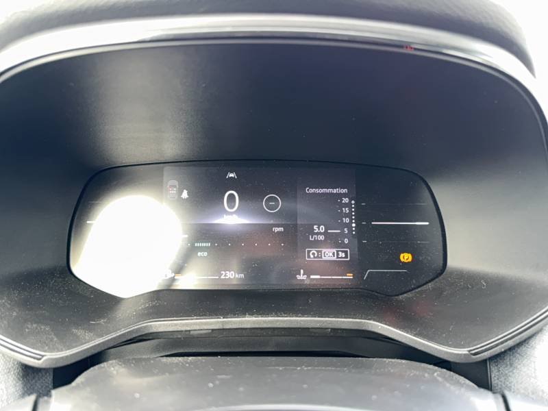 Renault Clio - Photo 24