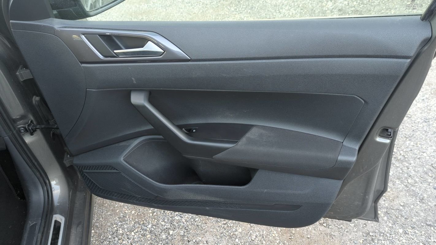 Volkswagen Polo - Photo 24