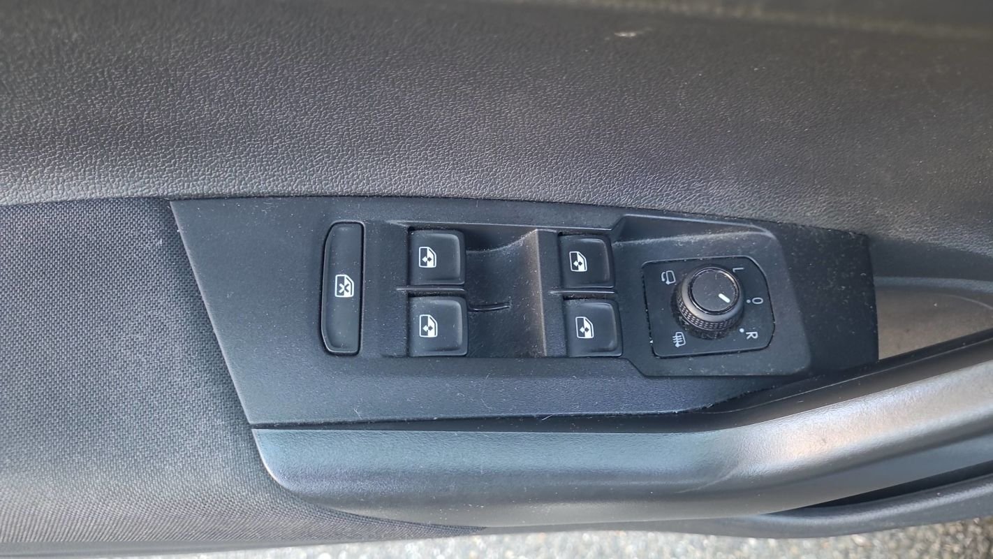 Volkswagen Polo - Photo 24