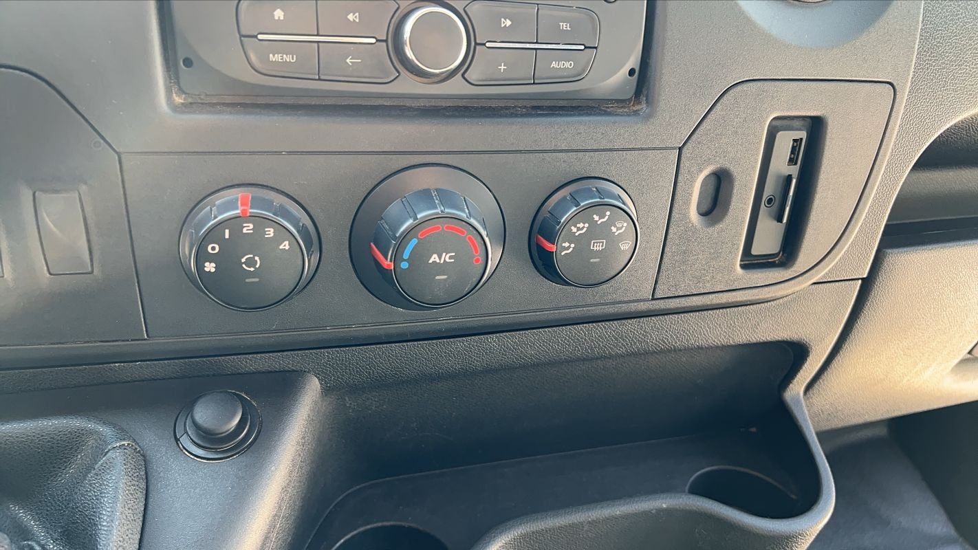 Renault Master - Photo 24