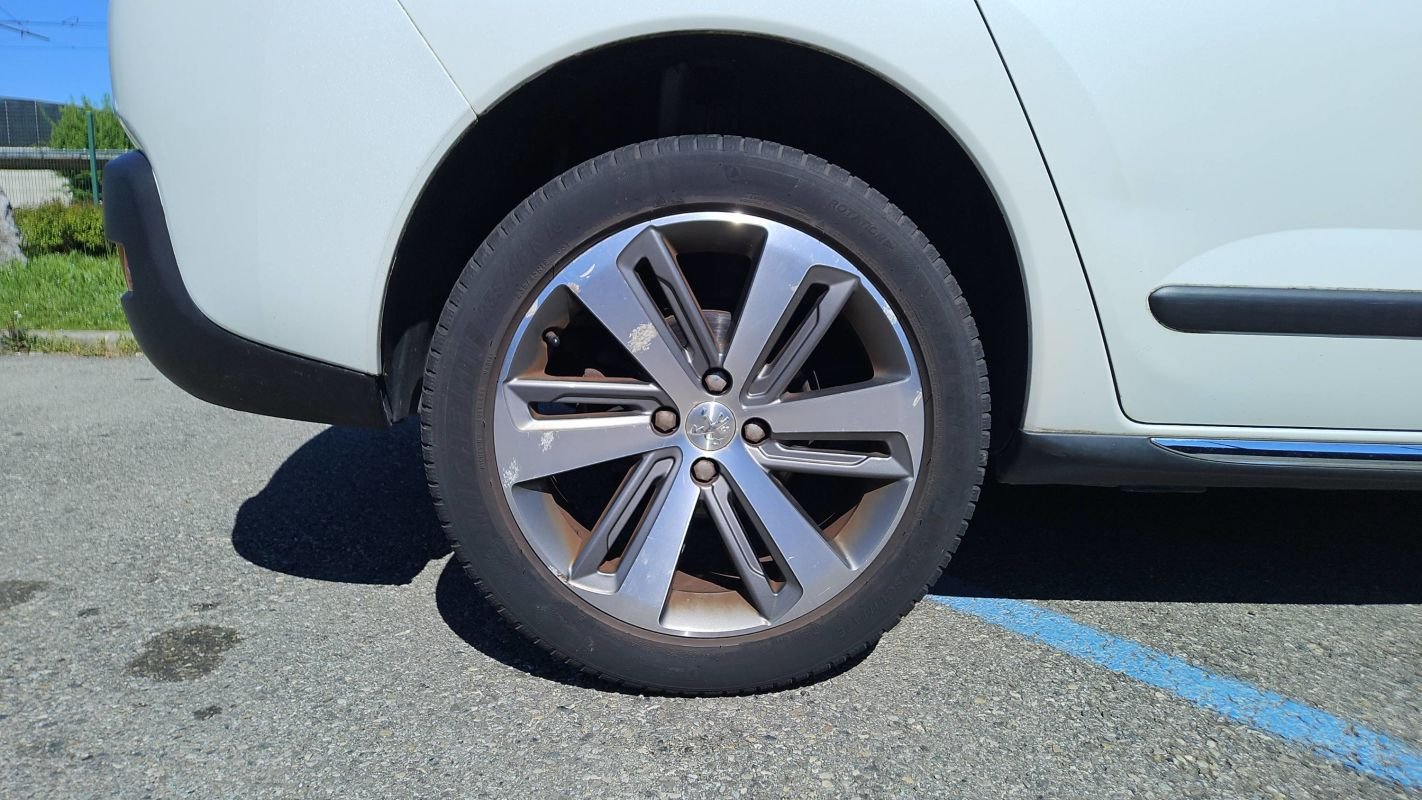 Peugeot 3008 - Photo 16