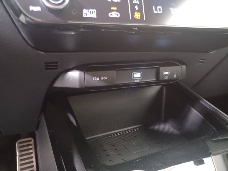 Kia Niro - Photo 34