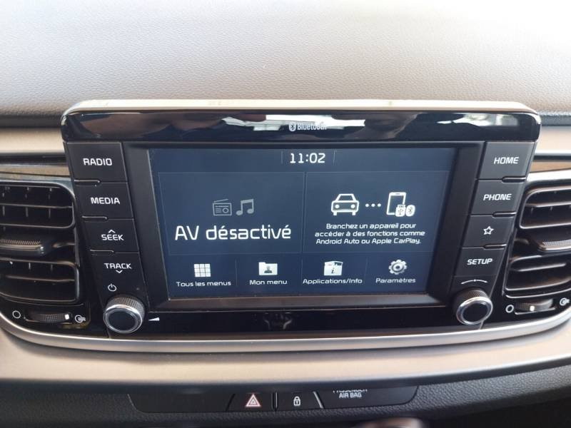 Kia Rio - Photo 21