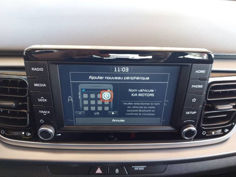 Kia Rio - Photo 24