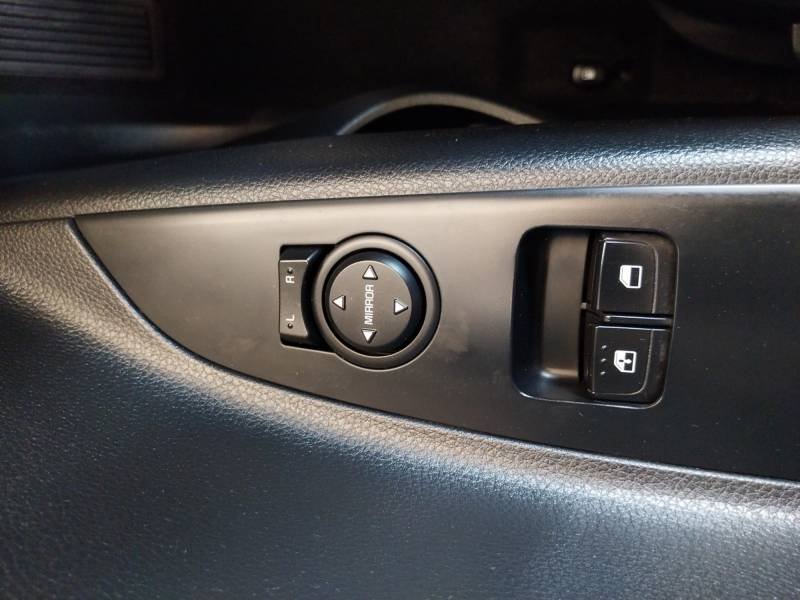 Kia Rio - Photo 26