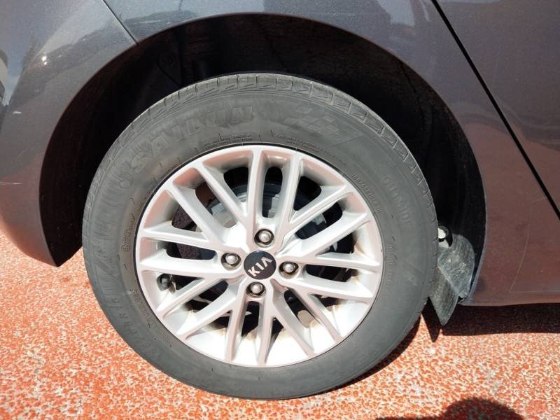 Kia Rio - Photo 36
