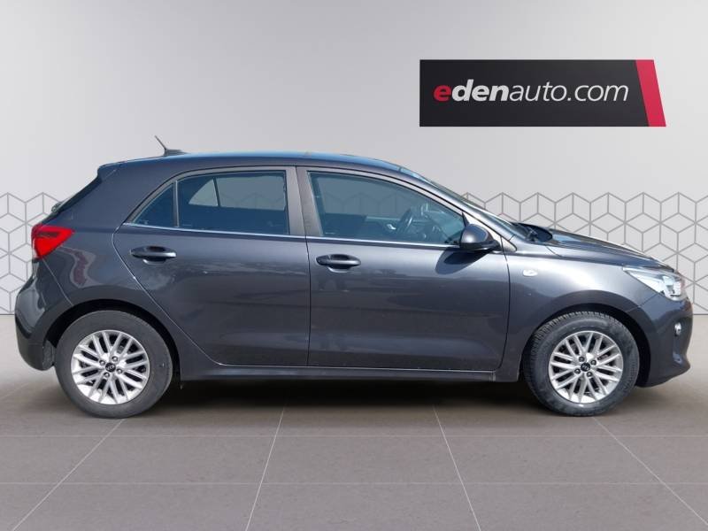 Kia Rio - Photo 6