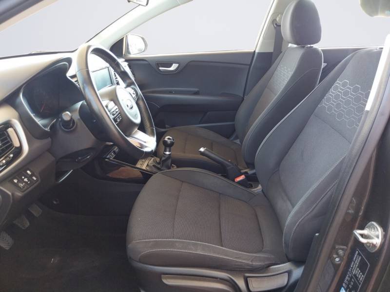 Kia Rio - Photo 9