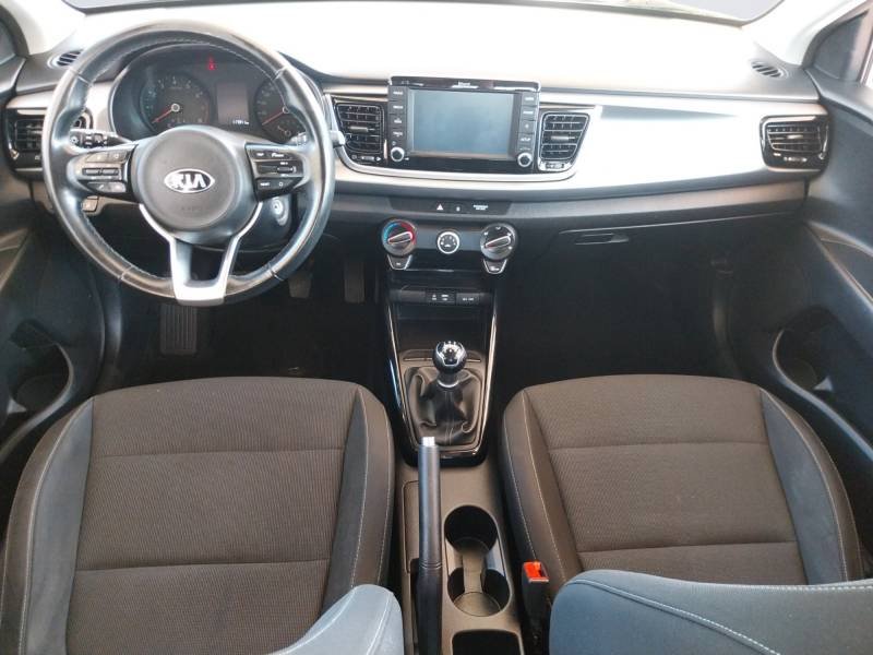 Kia Rio - Photo 10