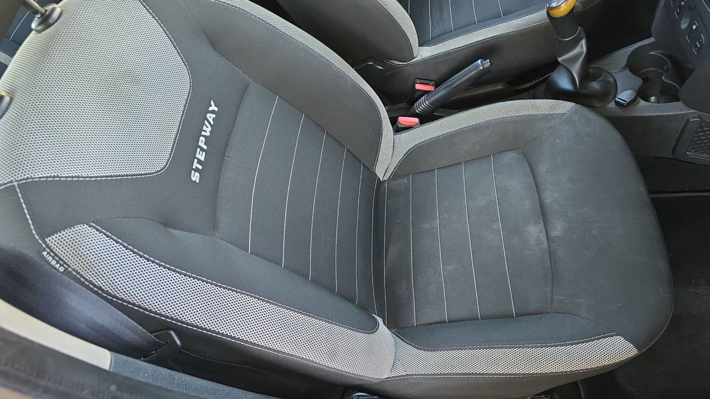Dacia Sandero - Photo 28