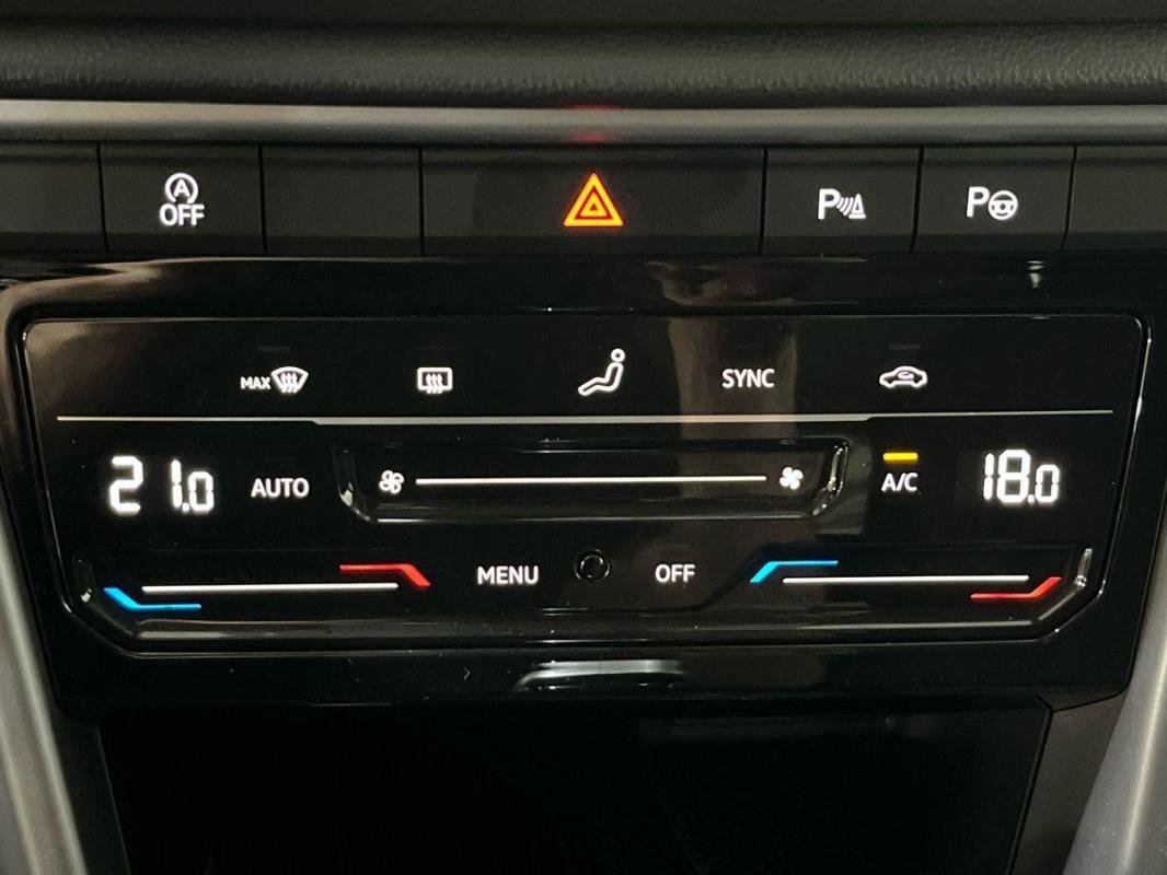 Volkswagen T-Roc - Photo 19