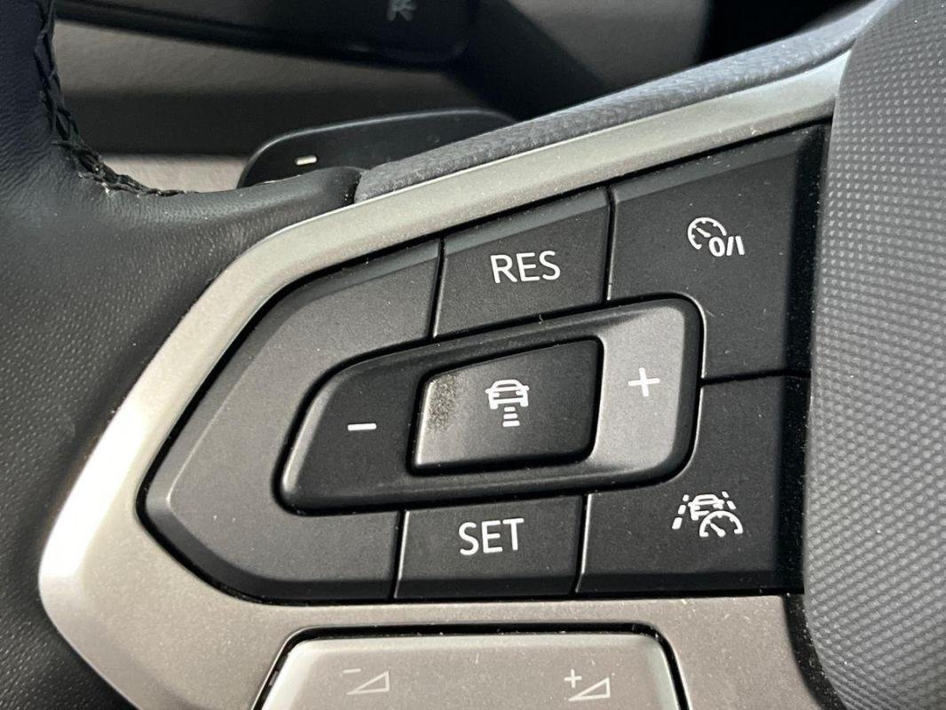 Volkswagen T-Roc - Photo 21
