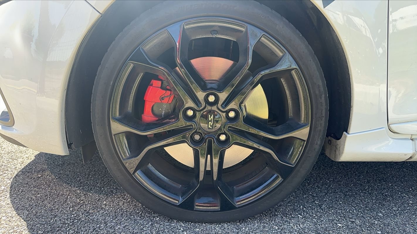 Renault Clio - Photo 18