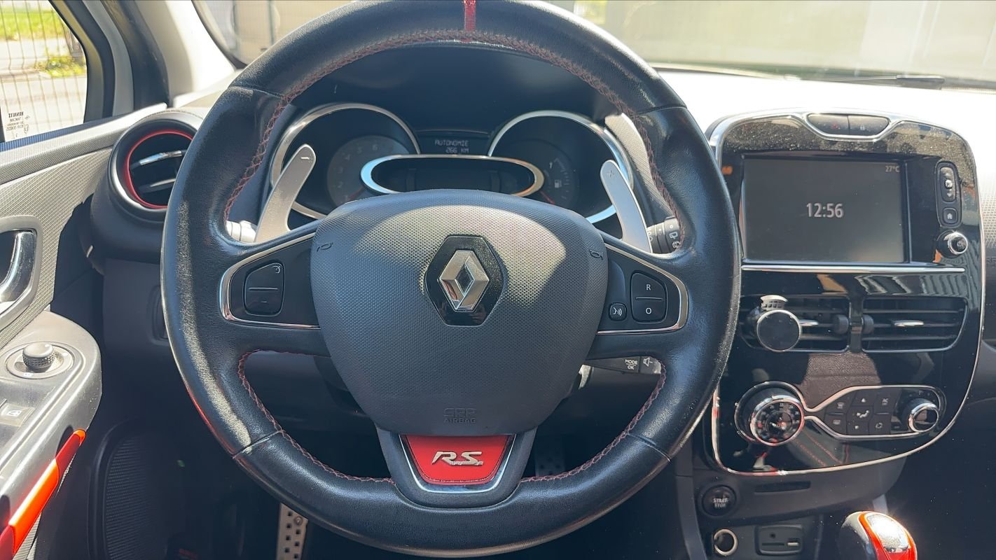 Renault Clio - Photo 23