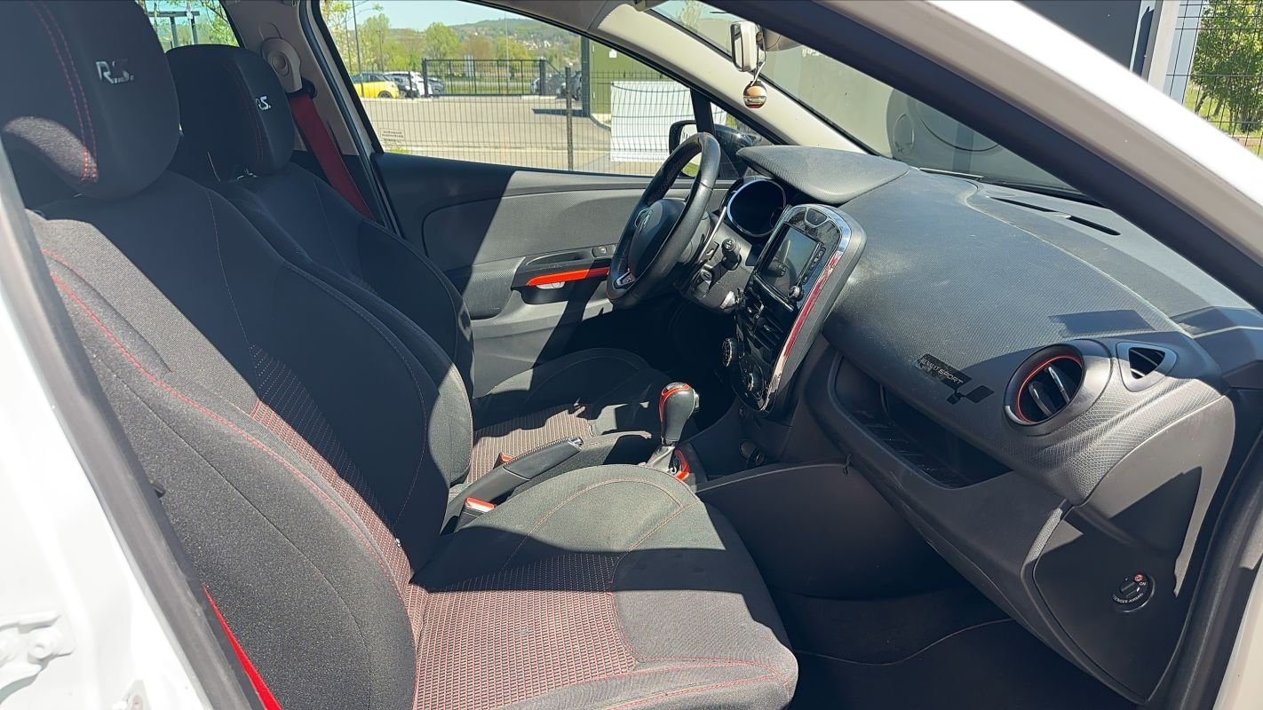 Renault Clio - Photo 26