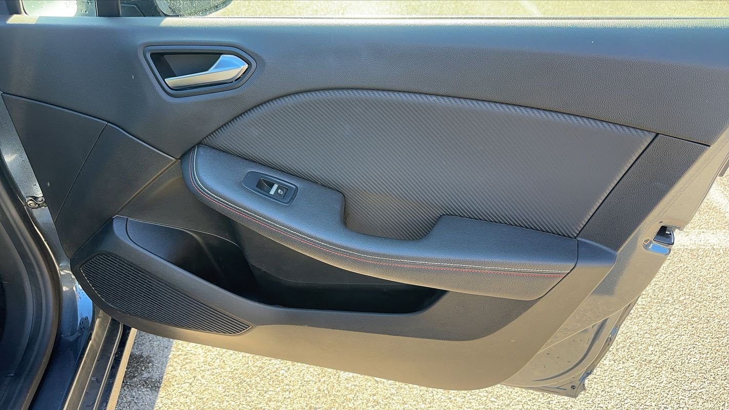 Renault Clio - Photo 23