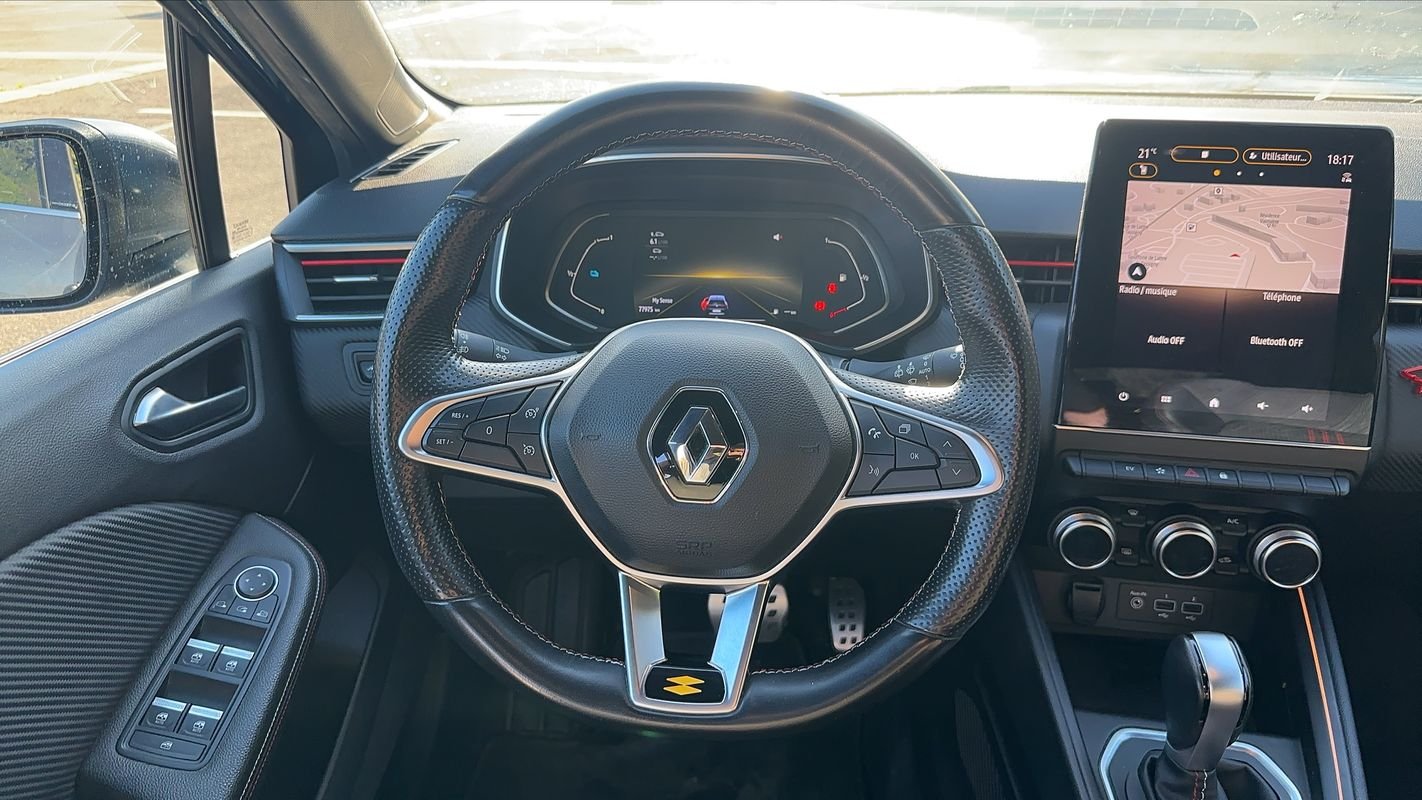 Renault Clio - Photo 24