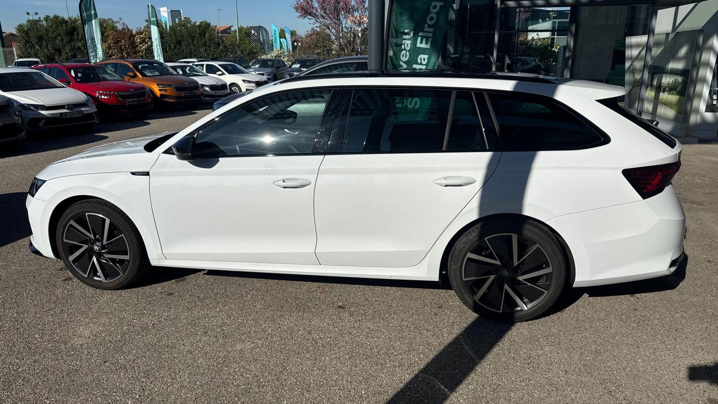 Skoda Octavia - Photo 2