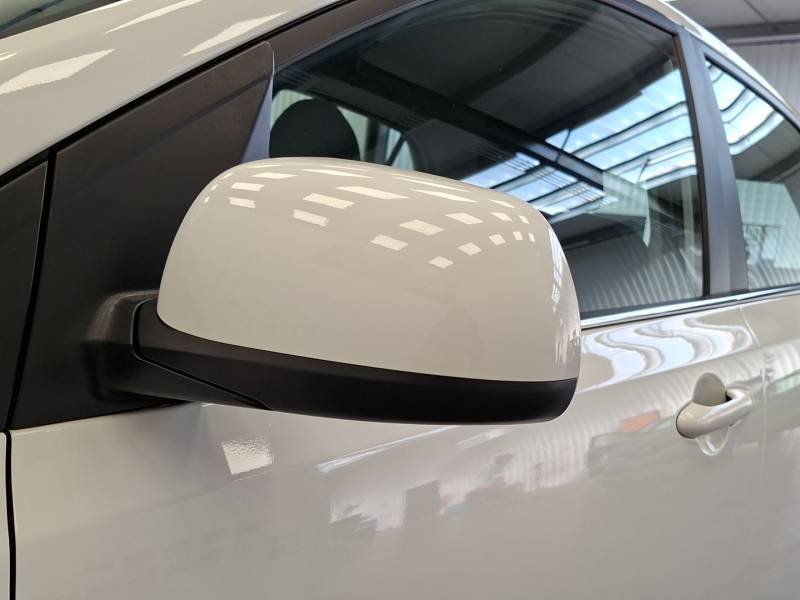 Kia Picanto - Photo 37