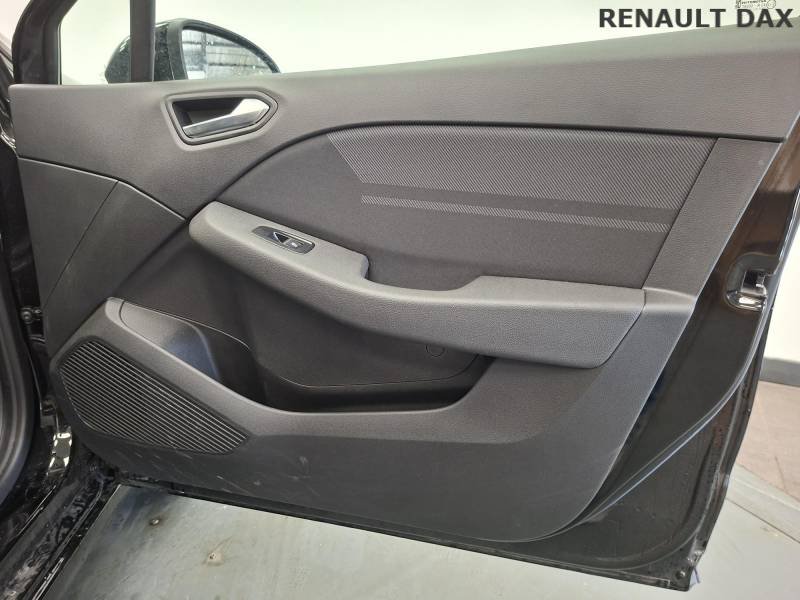 Renault Clio - Photo 21