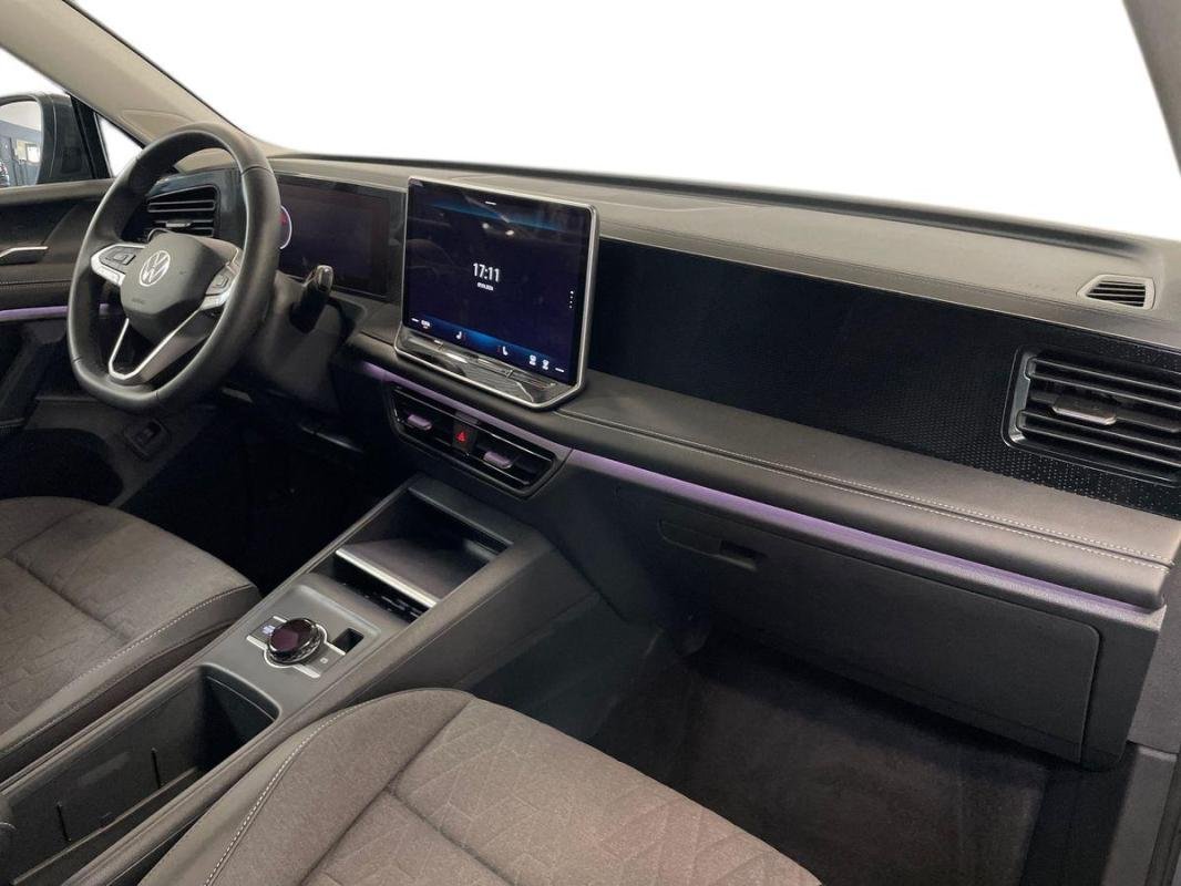 Volkswagen Tiguan - Photo 13