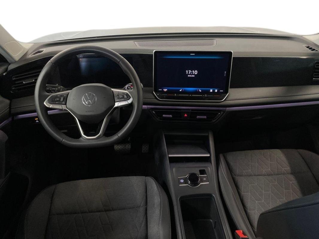 Volkswagen Tiguan - Photo 24