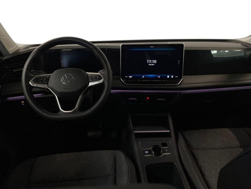 Volkswagen Tiguan - Photo 8