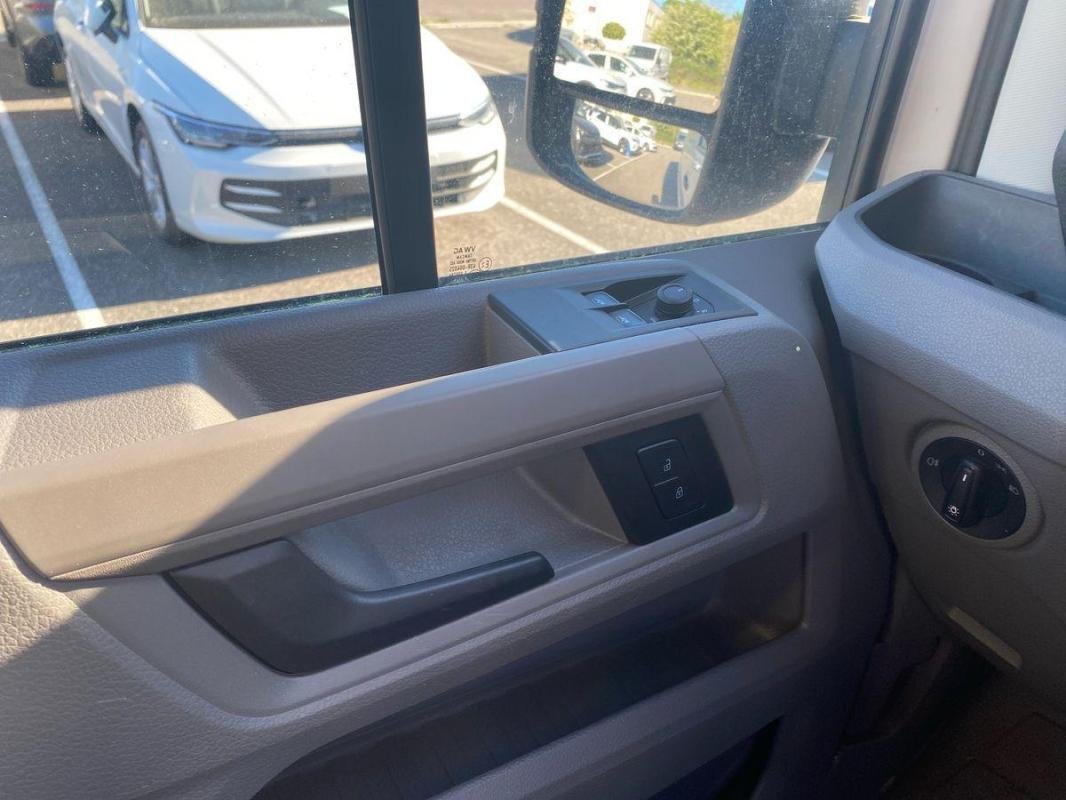 Volkswagen Crafter - Photo 15
