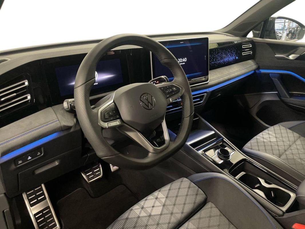Volkswagen Tiguan - Photo 9