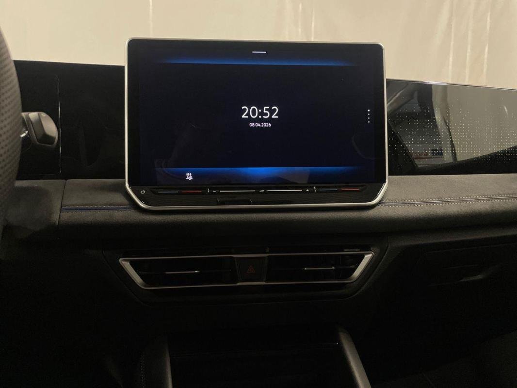 Volkswagen Tiguan - Photo 10