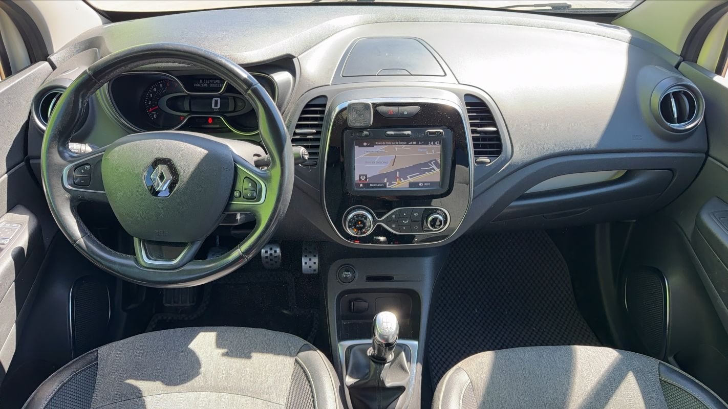 Renault Captur - Photo 11