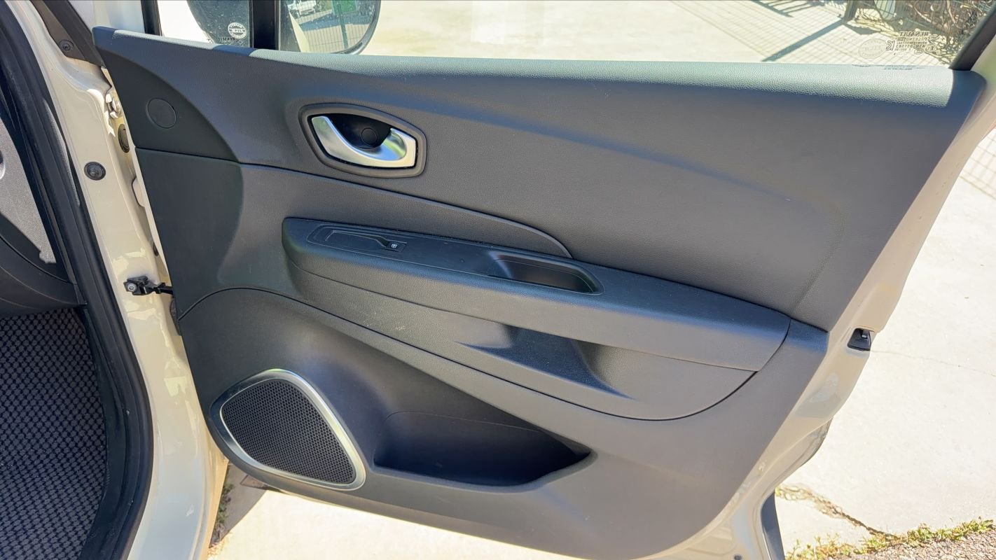 Renault Captur - Photo 24