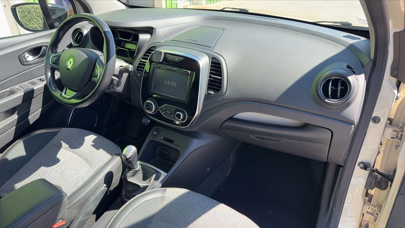 Renault Captur - Photo 10
