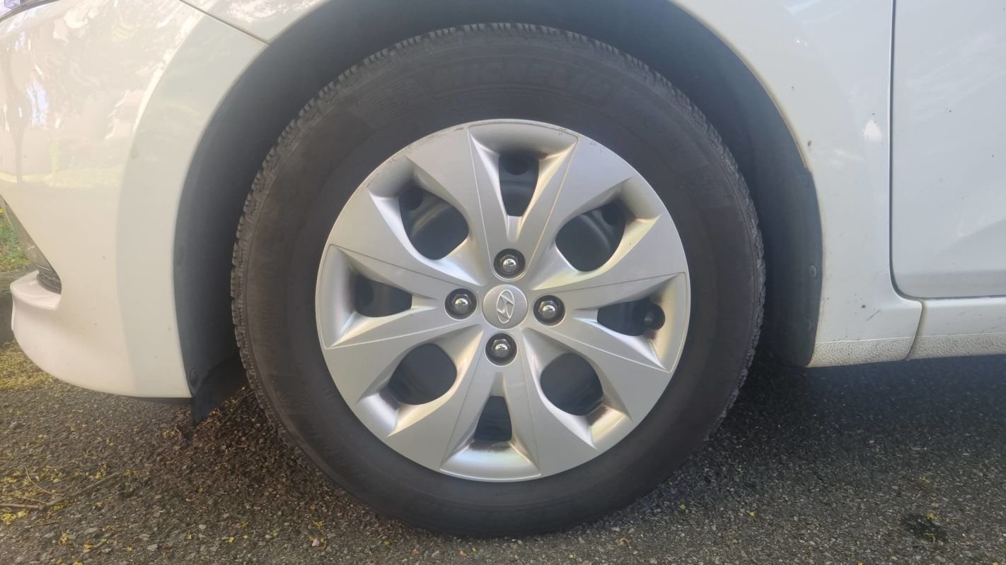 Hyundai i20 - Photo 18