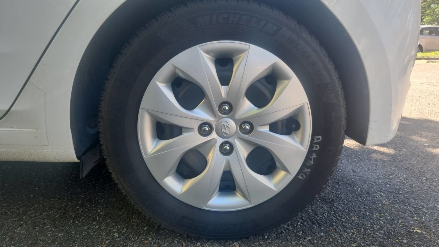 Hyundai i20 - Photo 19