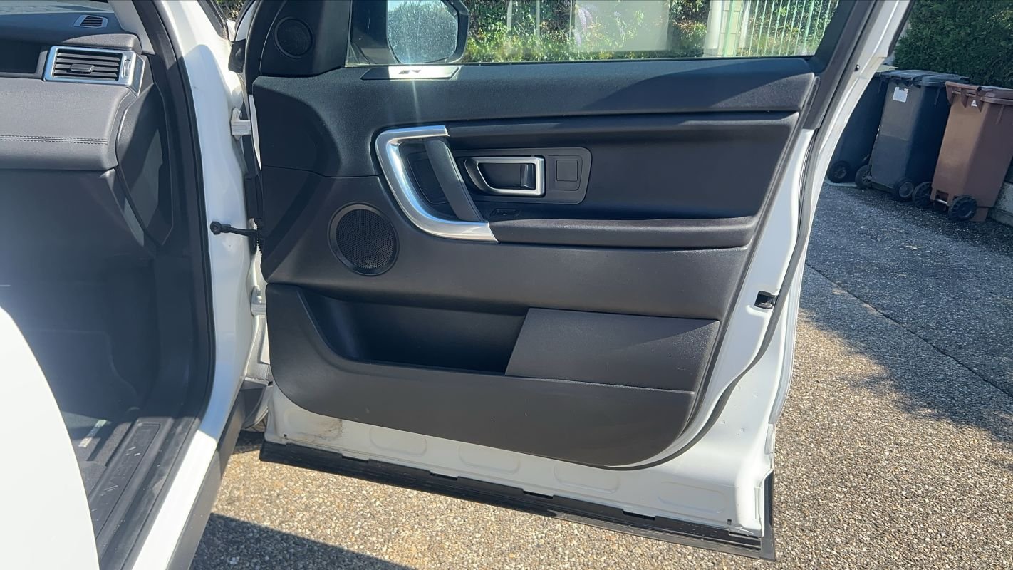 Land Rover Discovery - Photo 23