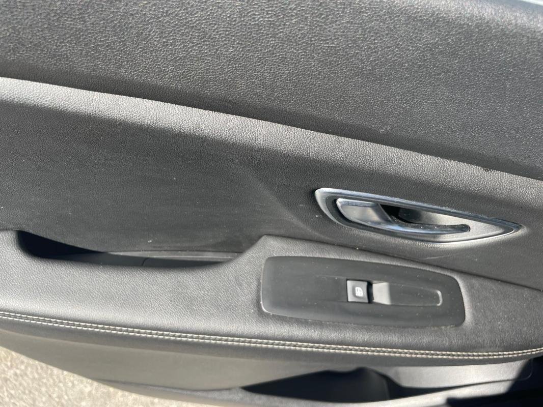 Renault Grand Scénic - Photo 16