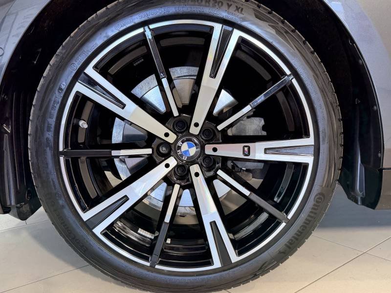 BMW Série 5 - Photo 15