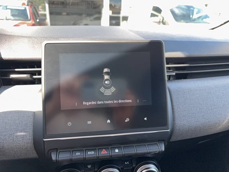 Renault Clio - Photo 30