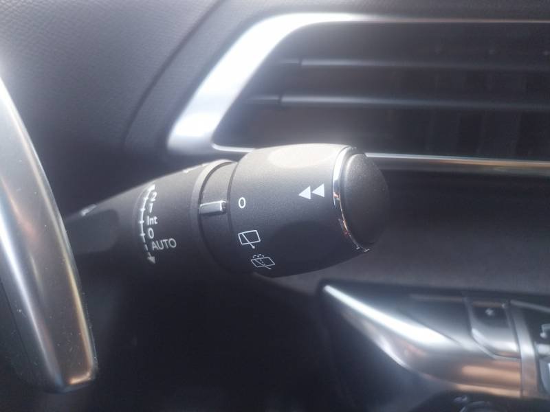 Peugeot 3008 - Photo 17