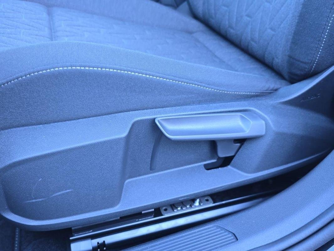 Volkswagen Golf - Photo 13