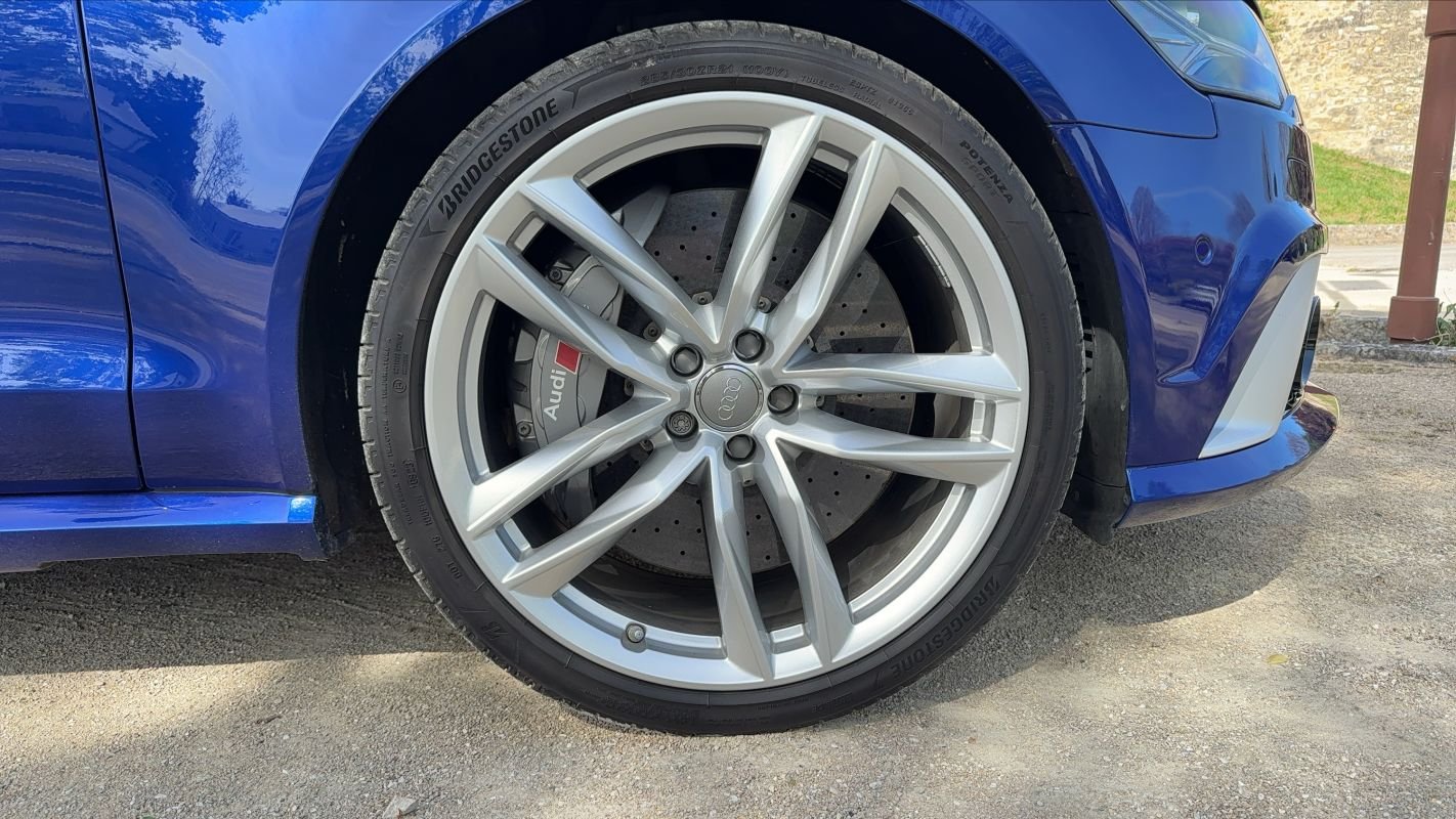Audi RS6 Avant - Photo 17