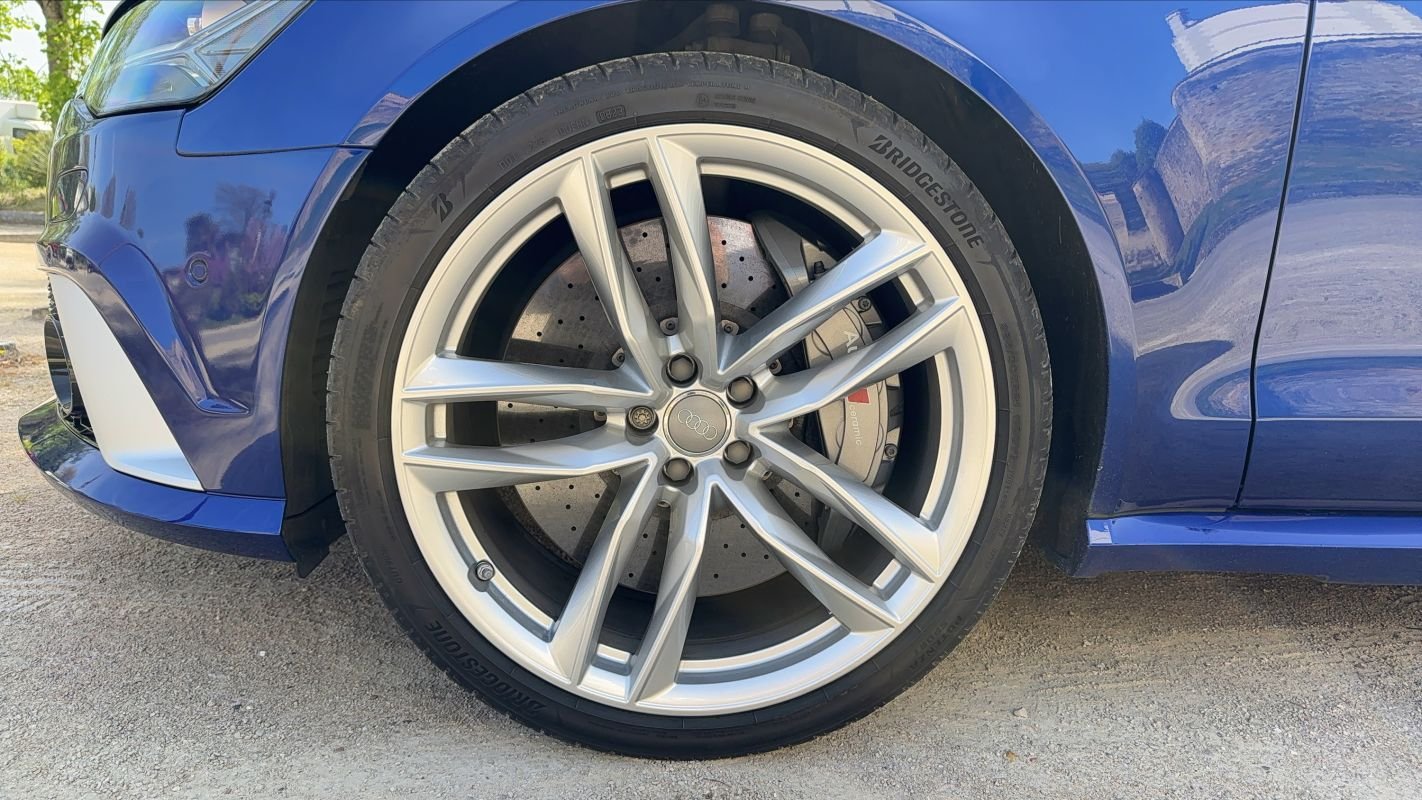 Audi RS6 Avant - Photo 18