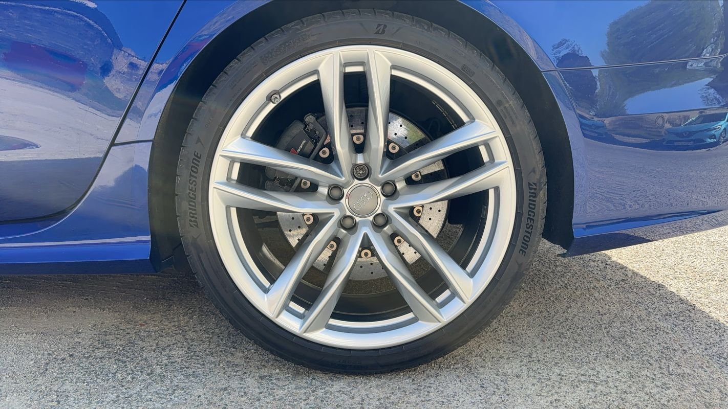 Audi RS6 Avant - Photo 19