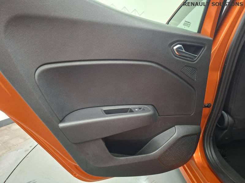 Renault Clio - Photo 24
