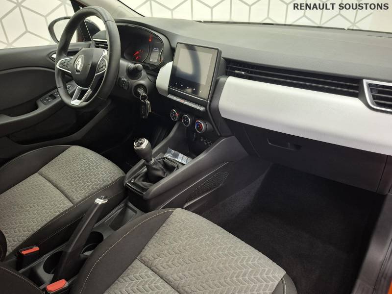 Renault Clio - Photo 26