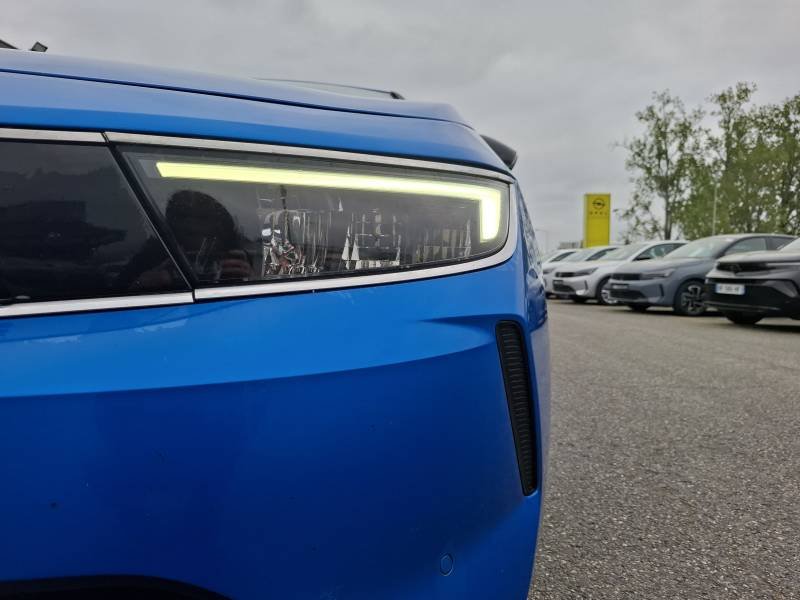 Opel Astra - Photo 12