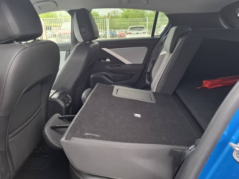 Opel Astra - Photo 26