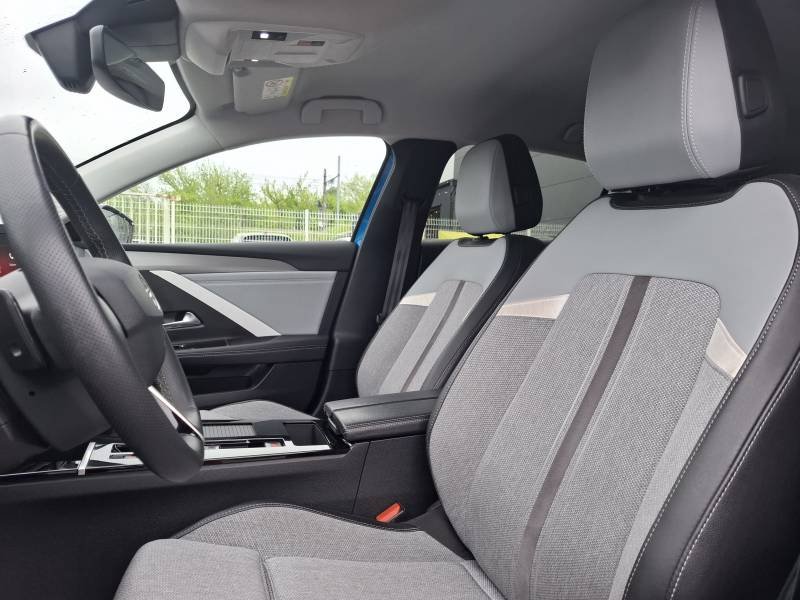 Opel Astra - Photo 30